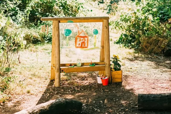 Plum Discovery Create & Paint Easel | Outdoor Art Easel for Kids (Perth Delivery Only)