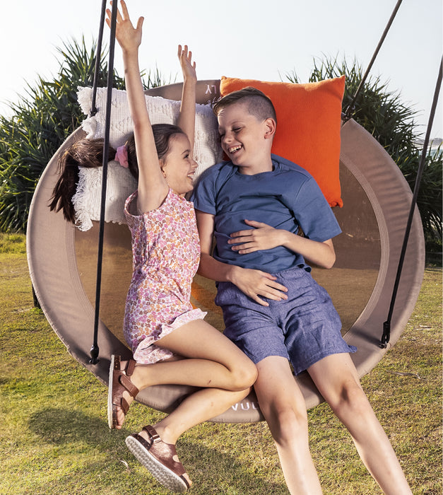 Large Nest Swing